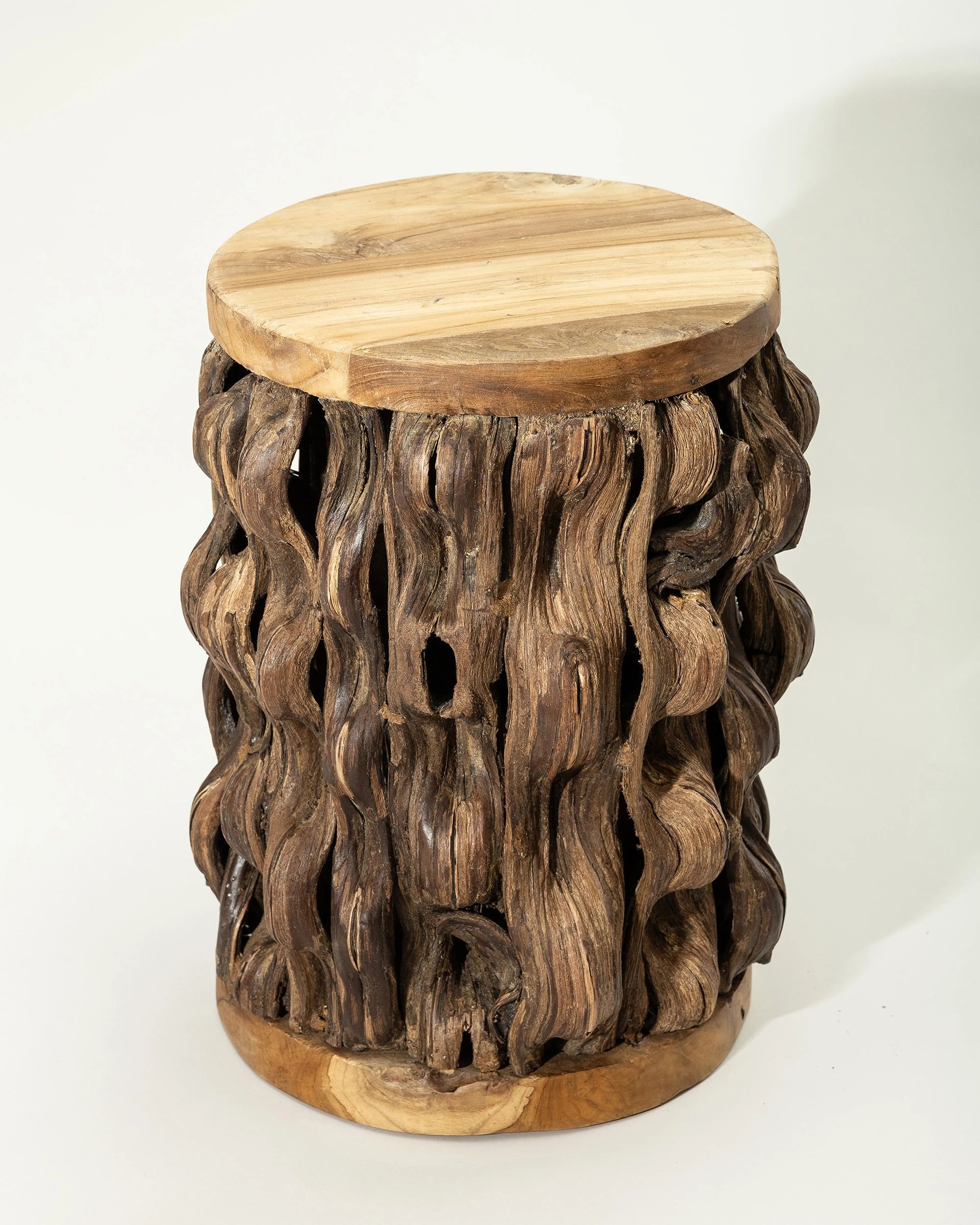 Houten bijzettafeltje Root 35x35x46 cm