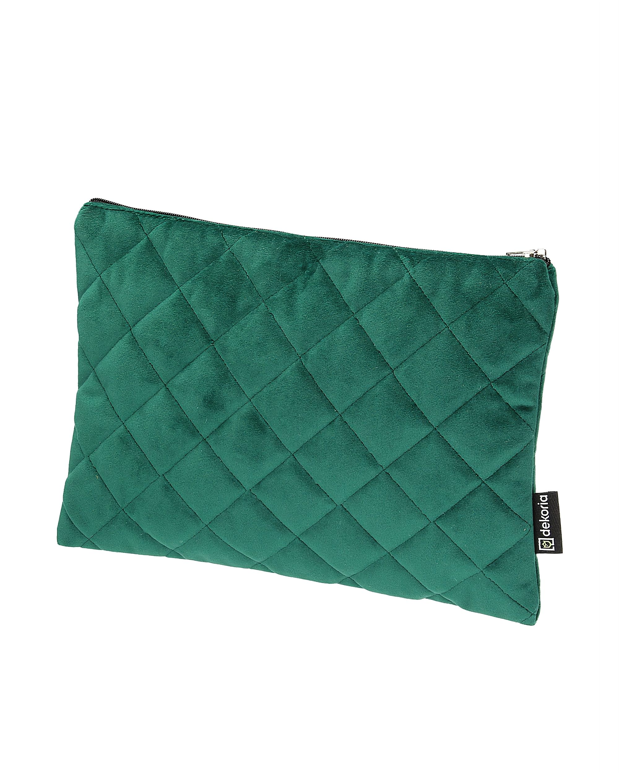 1436-704-13 kleur product groen stof glanzend, fluweel