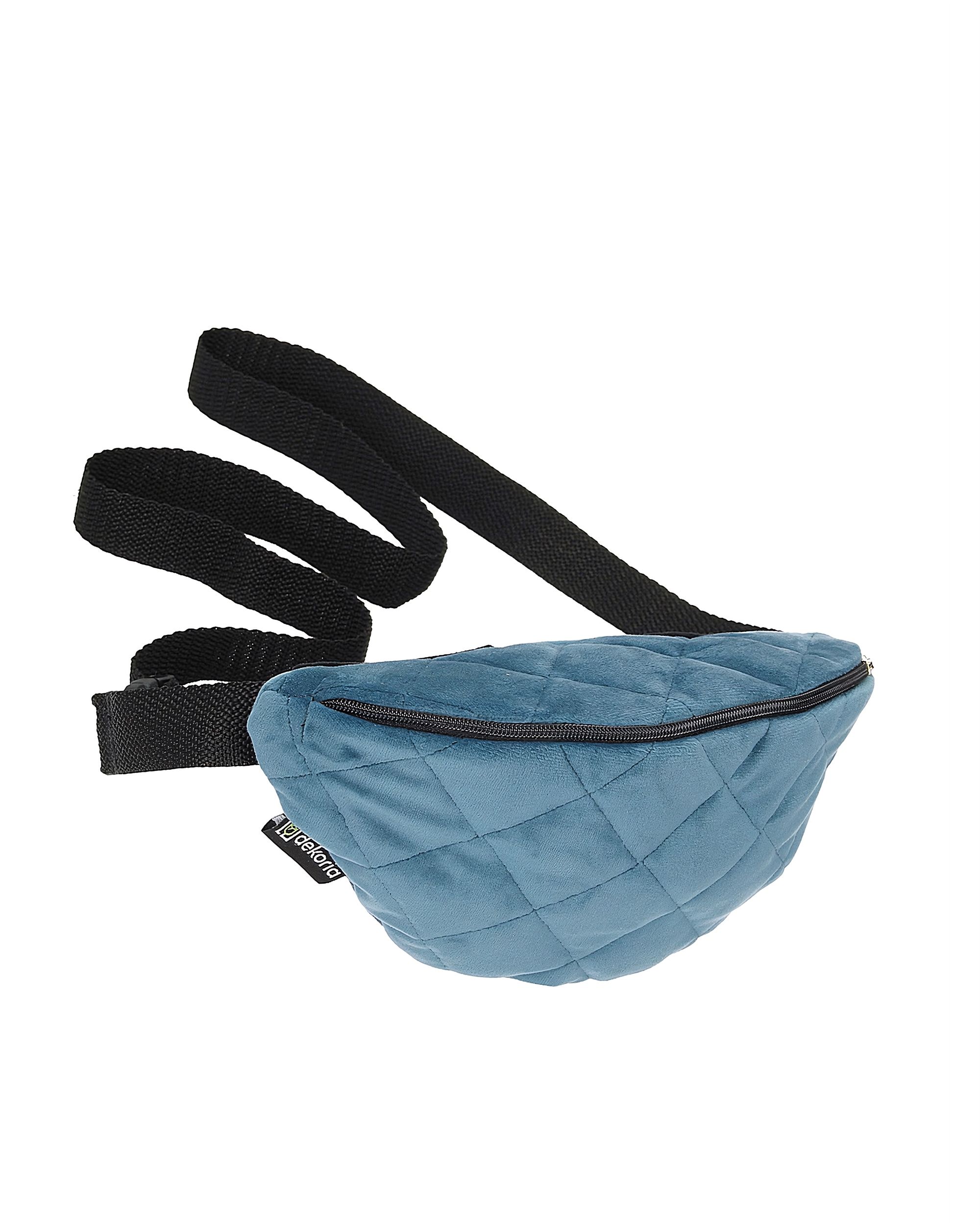 1437-704-16 kleur product blauw stof glanzend, fluweel