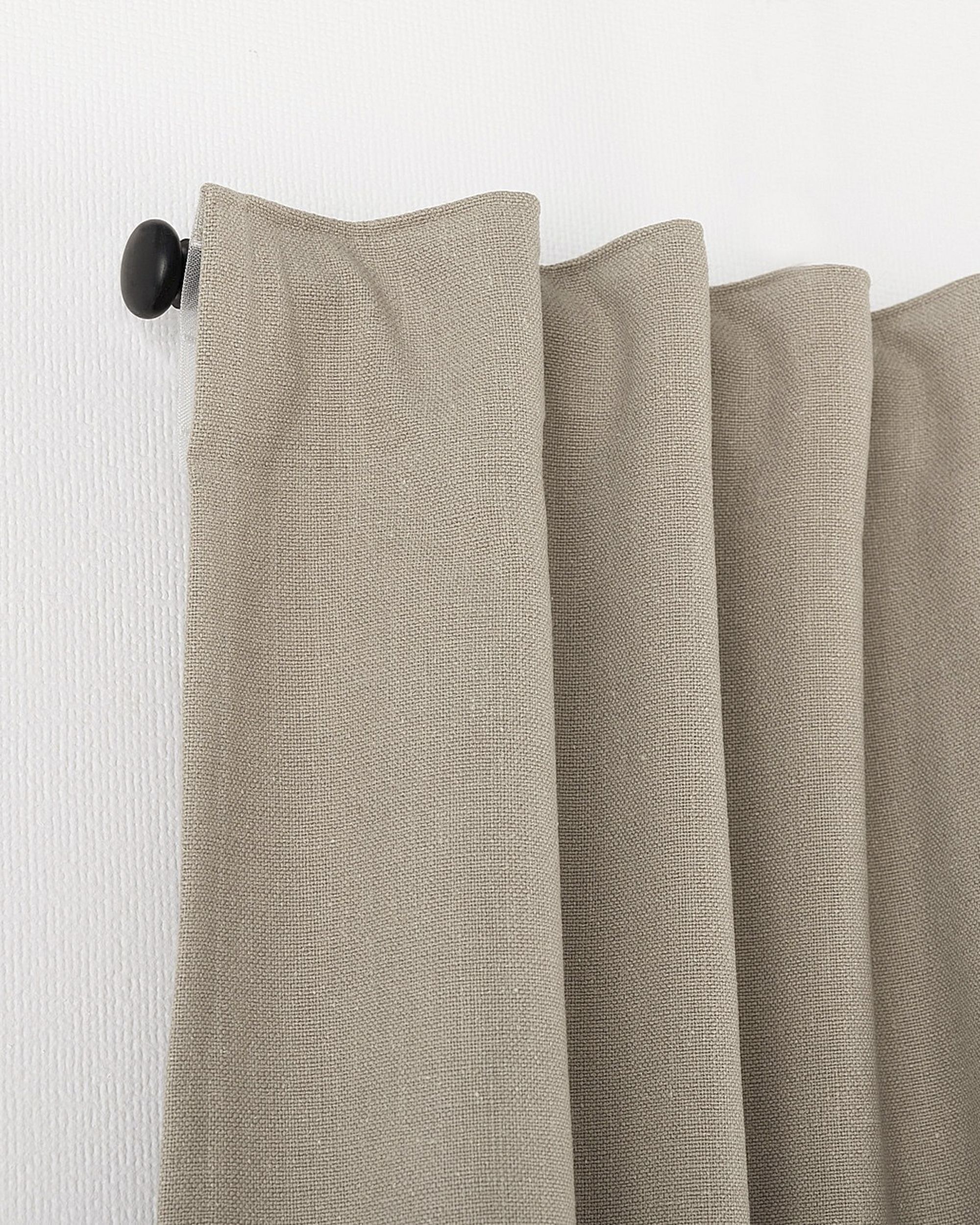 Kant-en-Klaar Gordijn BASIC met plooi-/lusband 140x280 cm Beige (hover)