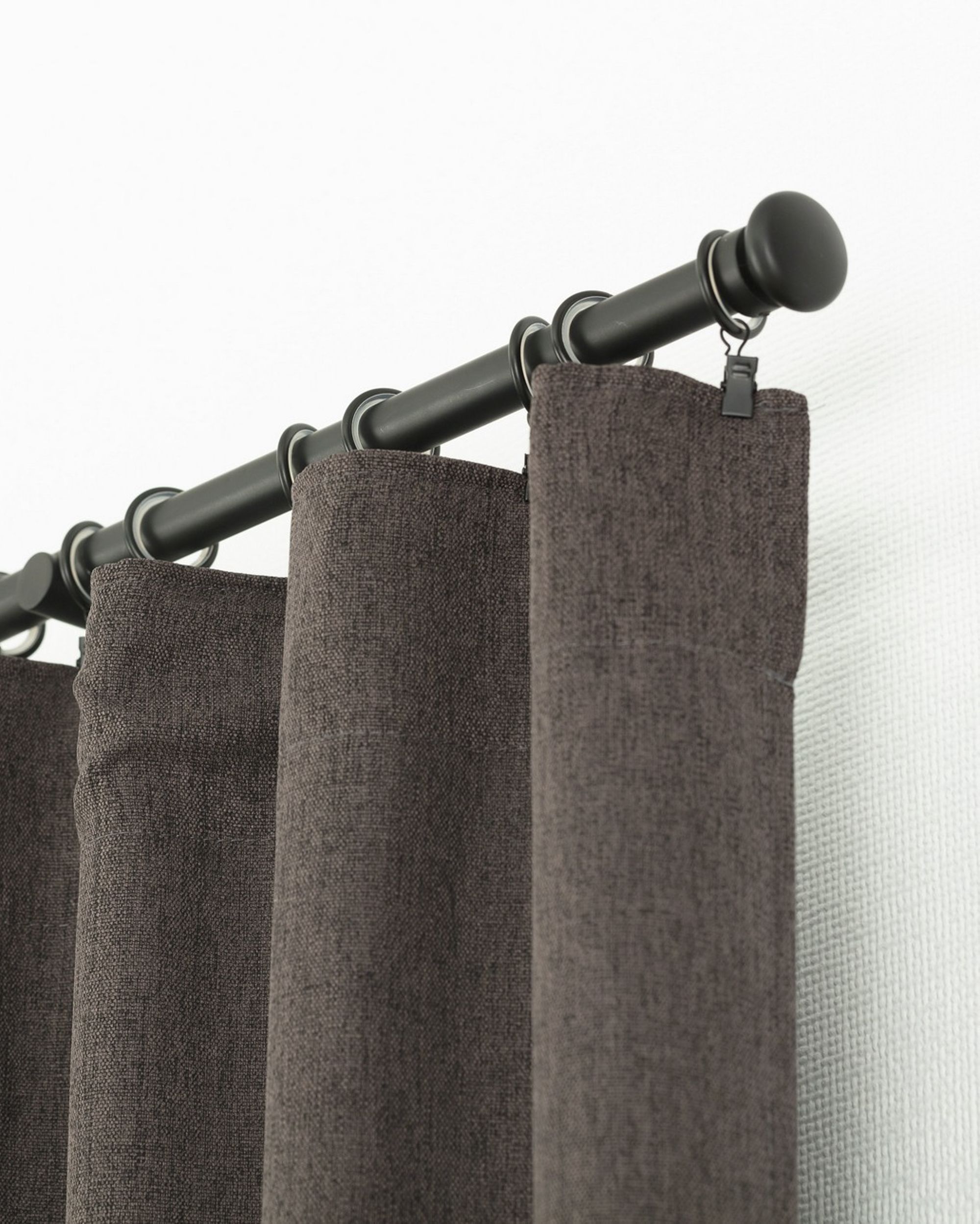 Kant-en-Klaar Gordijn BASIC met plooiband 140x300 cm Donkere Chocolade