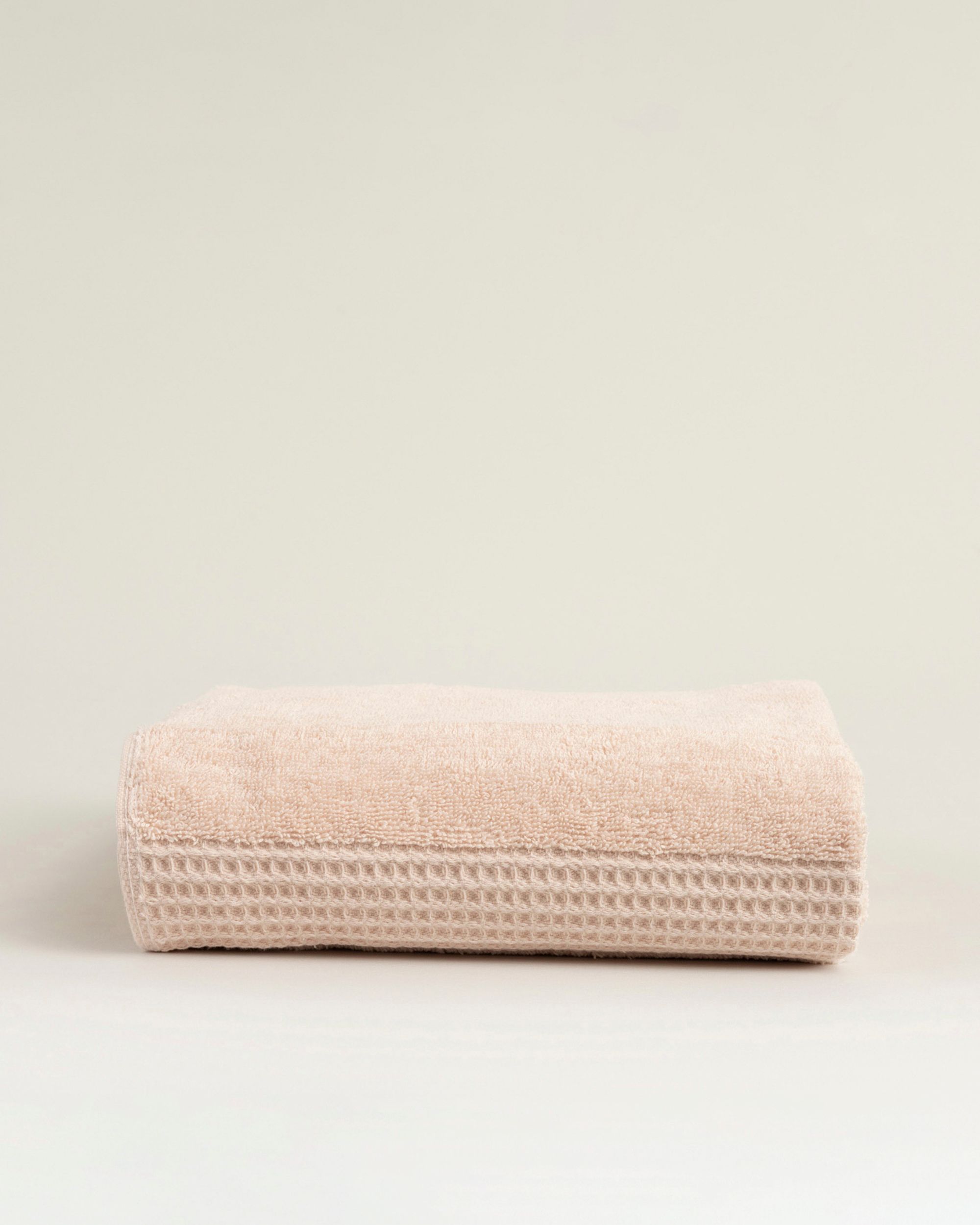 Handdoek Balance 50x90 cm perzik glans