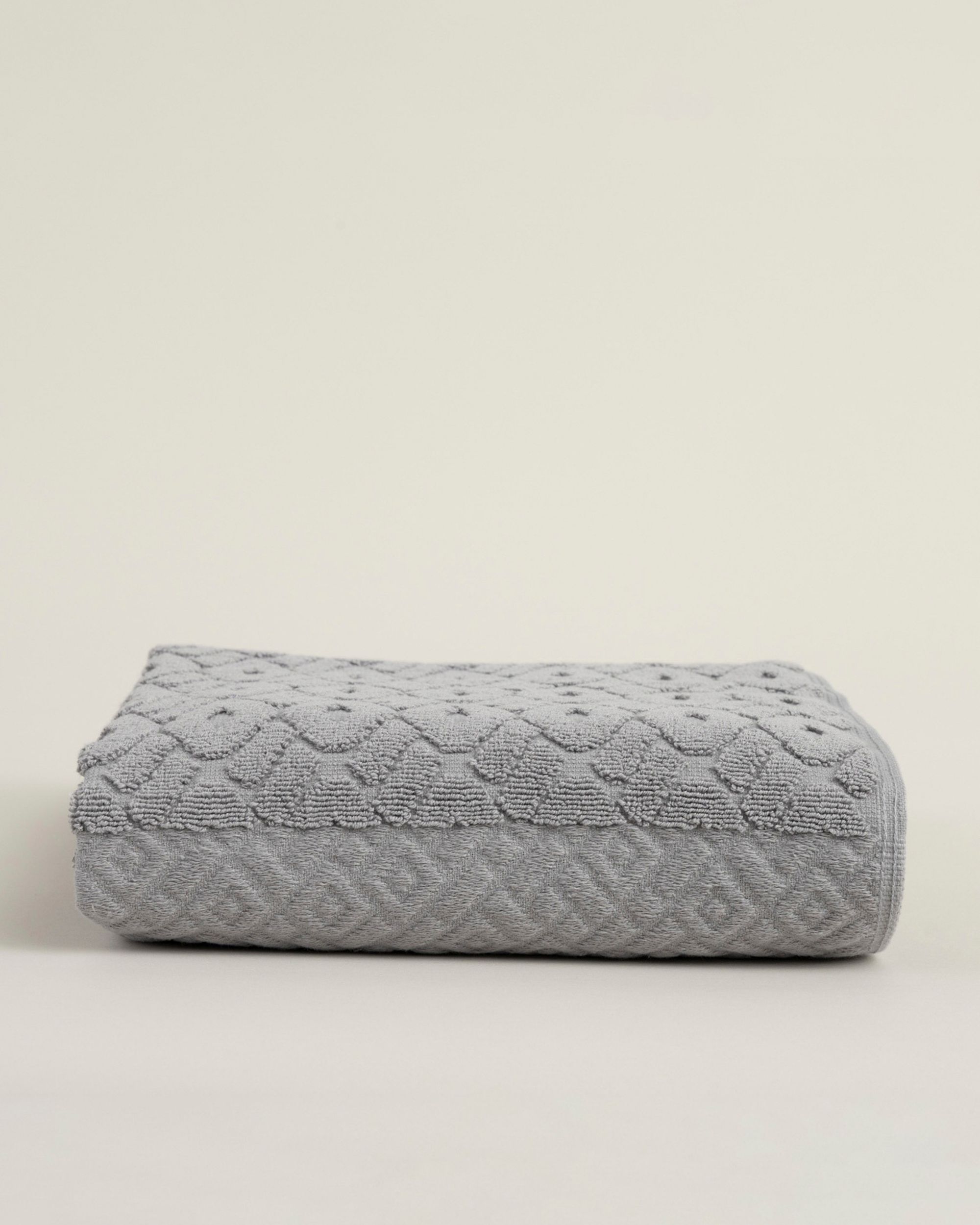 Handdoek Lattice 70x140 cm steengrijs