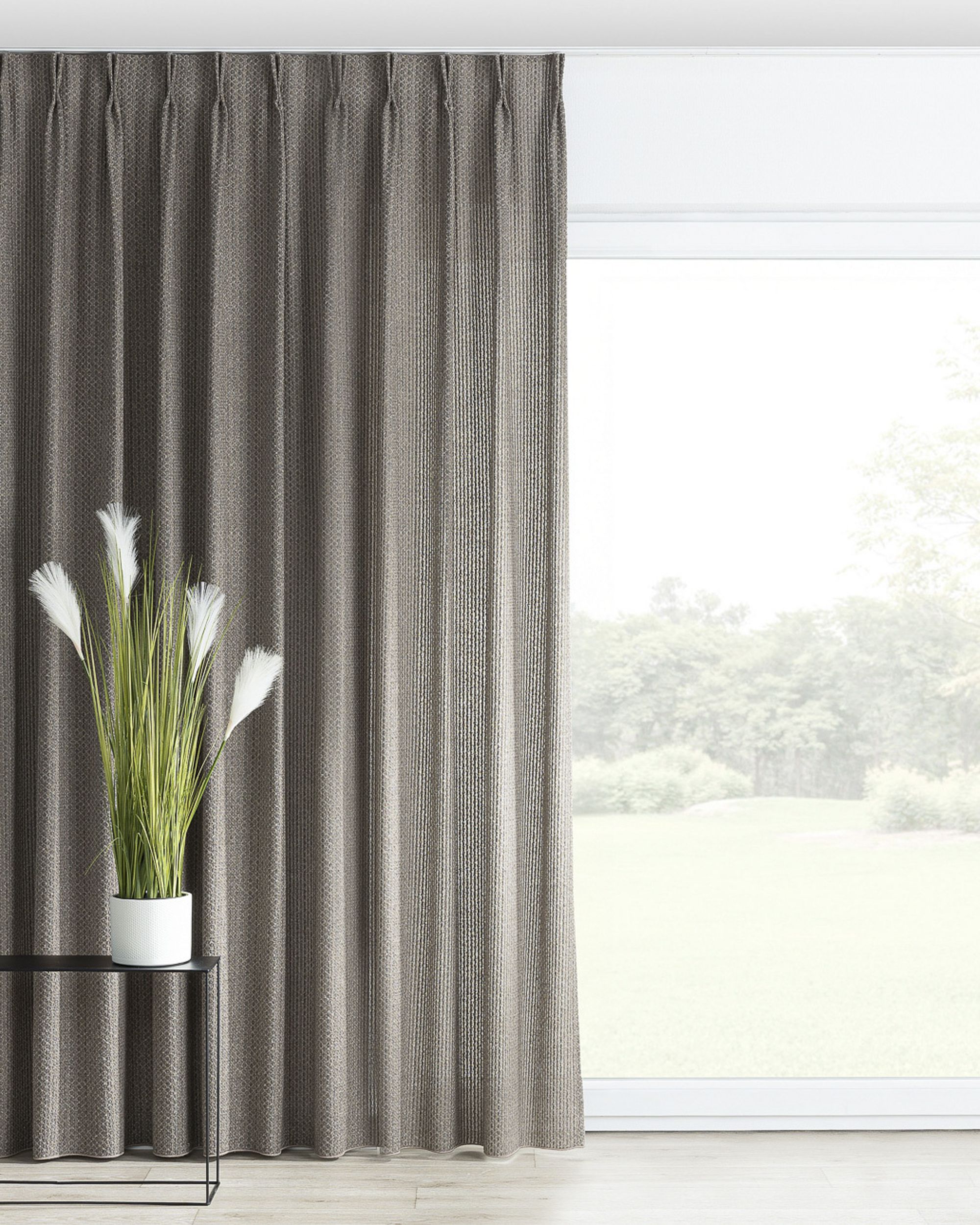 Gordijn met vlaamse plooi kleur product grijs stof met structuur