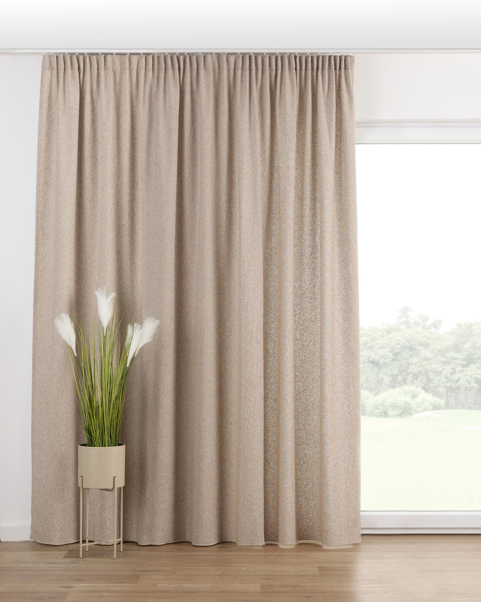 Gordijn met plooiband kleur product beige stof met structuur